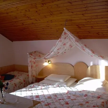 Gastehaus Kristall - Familie Gangl Guest house